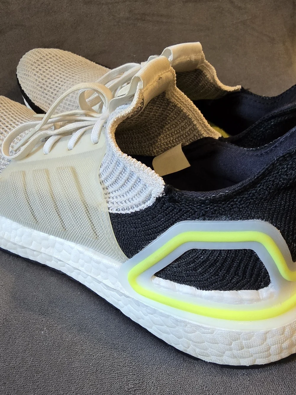 Adidas Ultraboost 19 White Black Signal Green Running Shoes Men's Size 8
